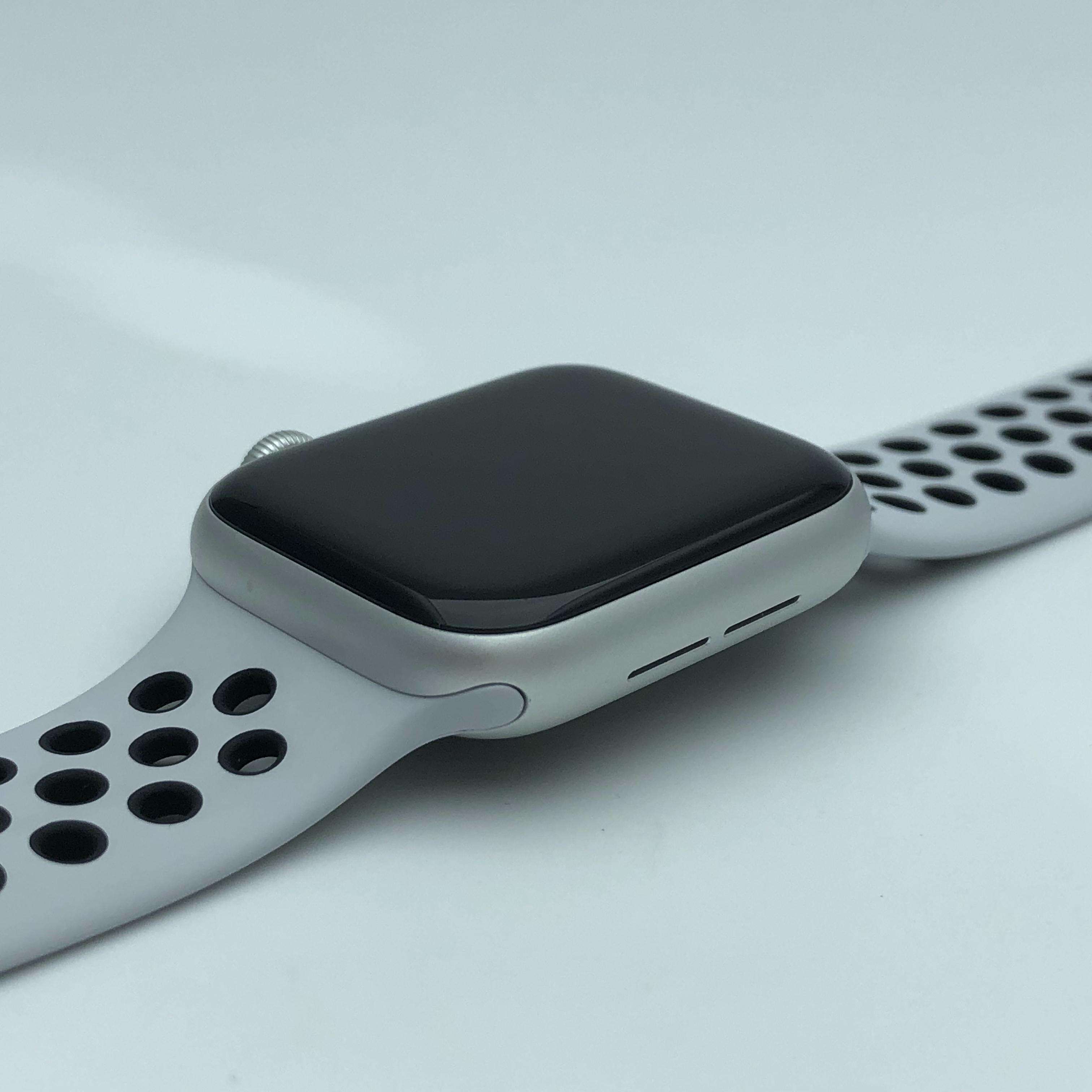 Apple Watch Series 5 铝金属表壳 国行蜂窝版