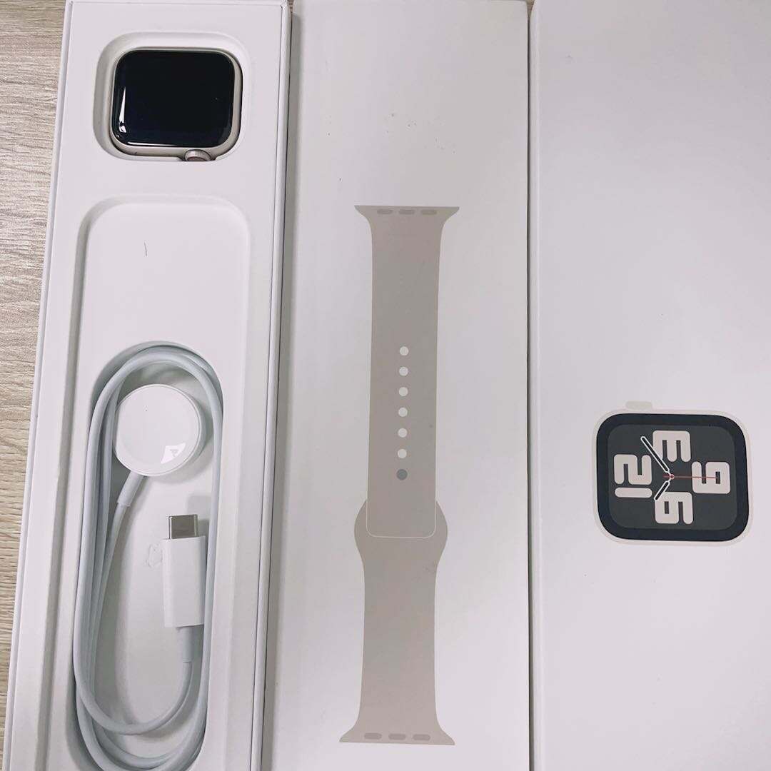 Apple Watch SE 2022款