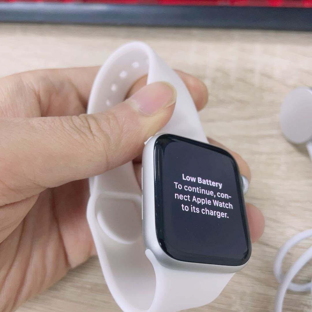 Apple Watch SE 2022款