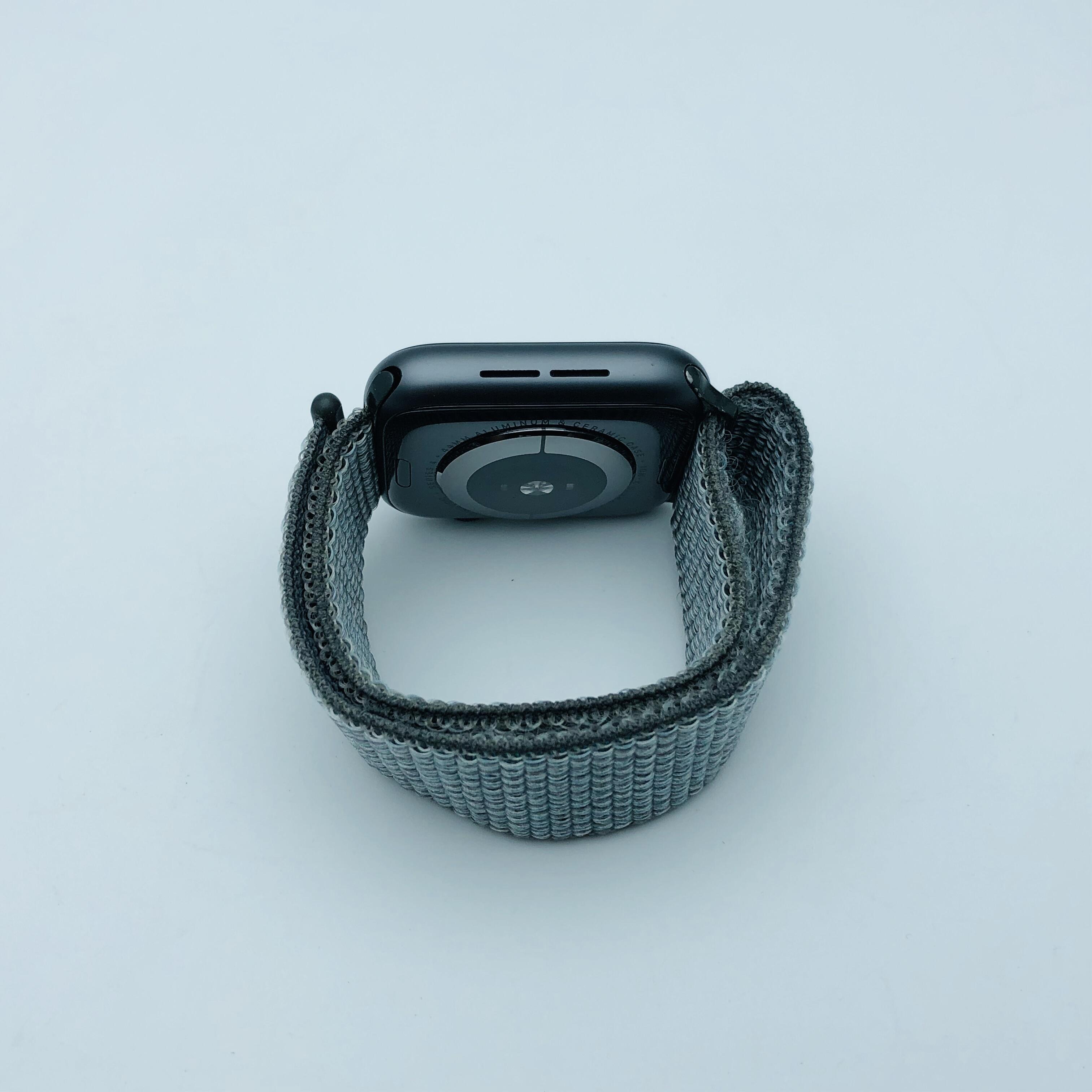 Apple Watch Series 4铝金属表壳 非国行GPS版