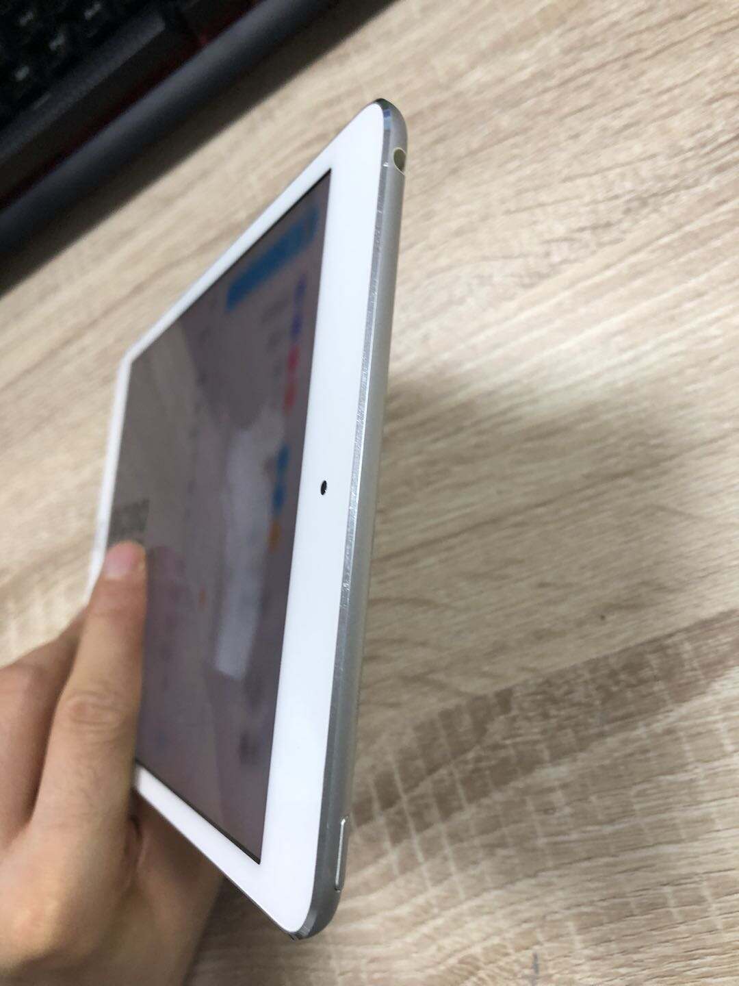 iPad mini4 (2015)7.9英寸 16G