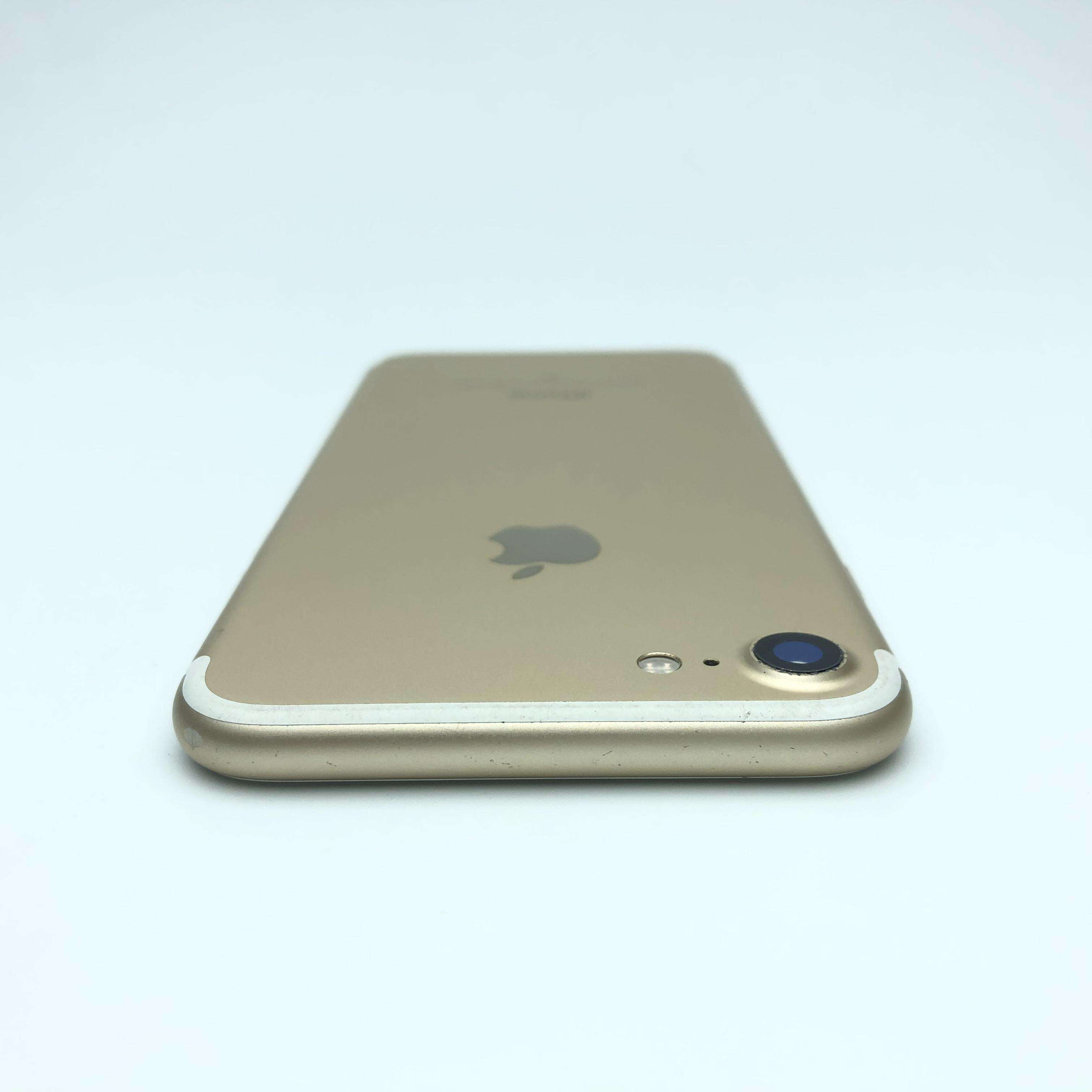 iPhone 7 32G 金色 国行全网版